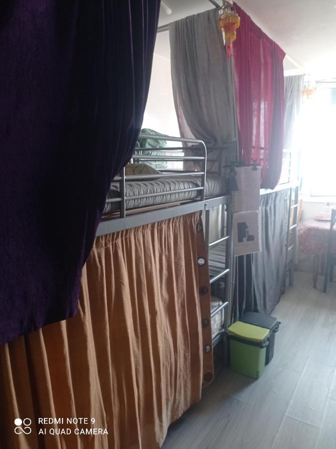 Dormir A Parijs Buitenkant foto